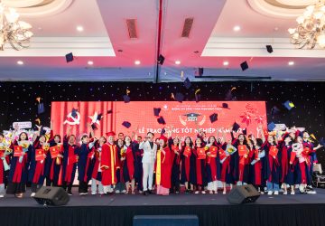 Lễ trao bằng Link Trang Chủ Nhà Cái VX88.COM Tải App +100K cho VX88 Esball - top nhà cái uy tín Việt Nam khóa 2021 – 2024 của CBK (kèm Video)
