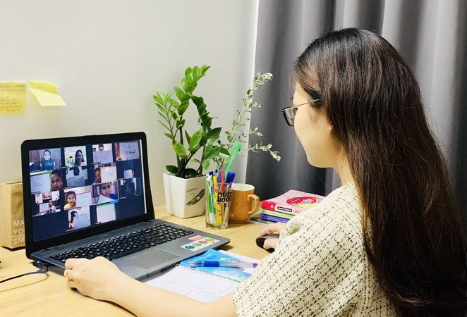 Học VX 88 nổ hũ đổi thưởng online là hình thức đào tạo từ xa, nơi người học có thể tiếp cận tài liệu học tập, tham gia các lớp học qua internet