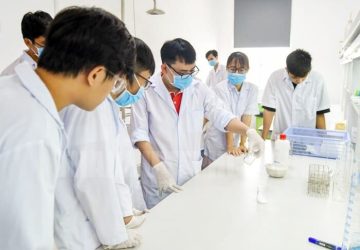 Học ngành Dược thi khối nào? Điểm chuẩn lấy bao nhiêu điểm?