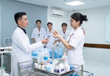 Thuận lợi và khó khăn của ngành Vx88 link truy cập gặp phải là gì?