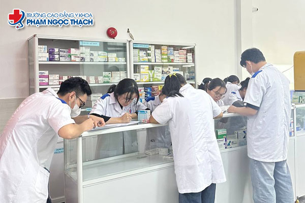 Thời gian đào tạo liên thông Trang Giải Trí VX88 Esball - Phiên Bản Mới Nhất 2025 Dược thường từ 1,5 – 3 năm tùy theo trình độ đầu vào và hình thức đào tạo của từng trường